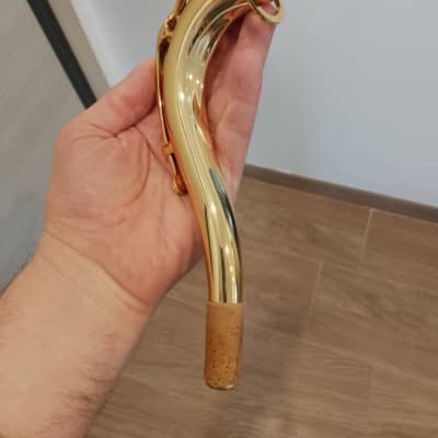 Yamaha Custom E1 tenor saxophone neck gold lacquer. image 7
