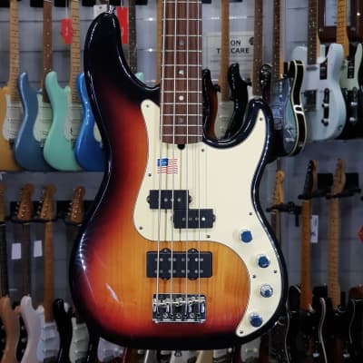 Fender   American Deluxe Precision Sunburst for sale