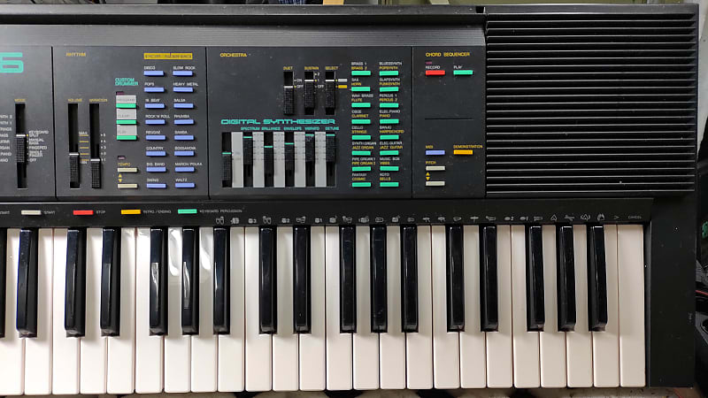 YAMAHA PSR-36 year 1988, FM synth & edit + PCM styles & edit
