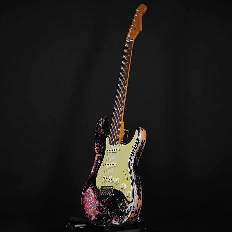 Fender Custom Shop Masterbuilt Dennis Galuszka 62 Stratocaster Super Heavy  Relic Black / Pink Paisley Brazilian Rosewood 2023 (R133019)