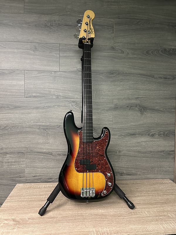 Squier Vintage Modified Precision Bass Fretless | Reverb