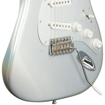 Fender H.E.R. Stratocaster Electric Guitar (with Gig Bag), Chrome Glow image 8