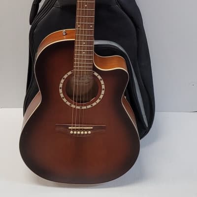 Art u0026 Lutherie Folk Cedar Black 2003 - Black | Reverb Canada