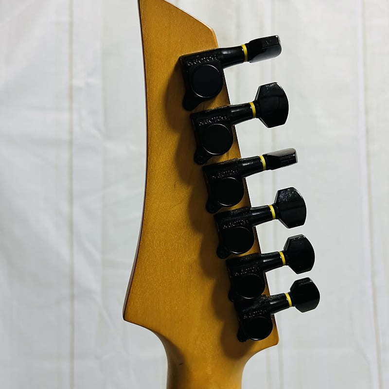価値上昇FERNANDES Vintage Guitar Fernandes FGZ 420 Gold Tone Hardware Made In