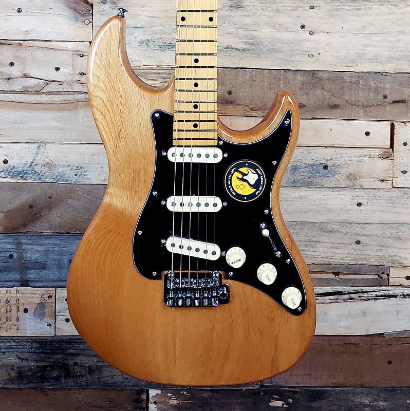 Sire Larry Carlton S7 FM New Gen – Sire USA