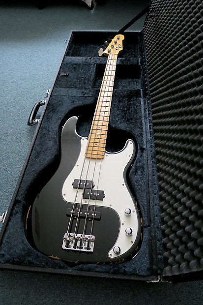 ESP Vintage Four Relic Bass Reverb