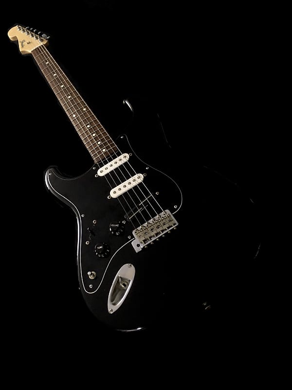 LEFTY! Vintage Fender Japan Stratocaster MIJ Black Cobain Nirvana Tribute  RELIC 7.02 Lb!