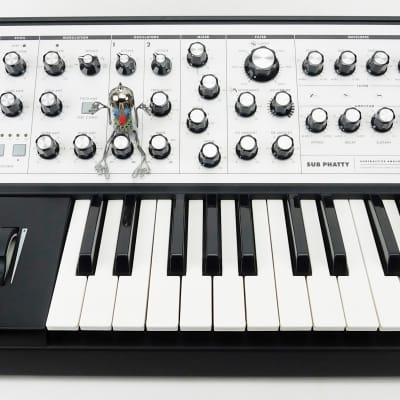 Moog Sub Phatty Subtractive Analog Bass Synthesizer +Top Zustand+ 1,5 Jahre Garantie image 2