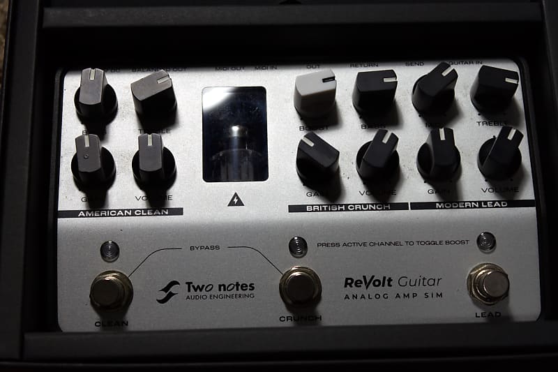 Two Notes ReVolt Guitar