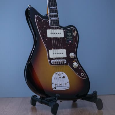 Fender American Vintage II 1966 Jazzmaster 3-Color Sunburst image 1