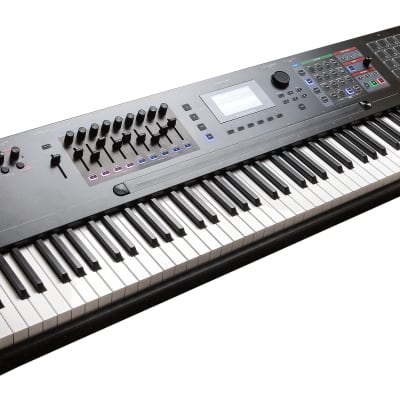 Kurzweil K2700 88-Key Synthesizer Workstation - brand new!