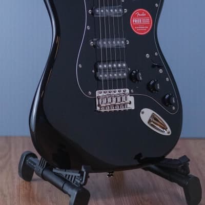 Squier Classic Vibe '70s Stratocaster HSS Black DEMO image 3