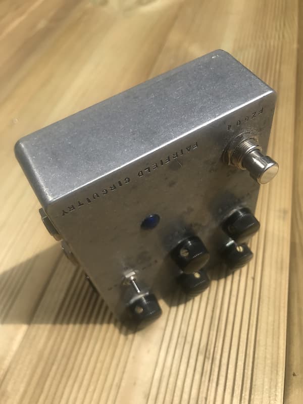 Fairfield Circuitry Four Eyes Crossover Fuzz | Reverb