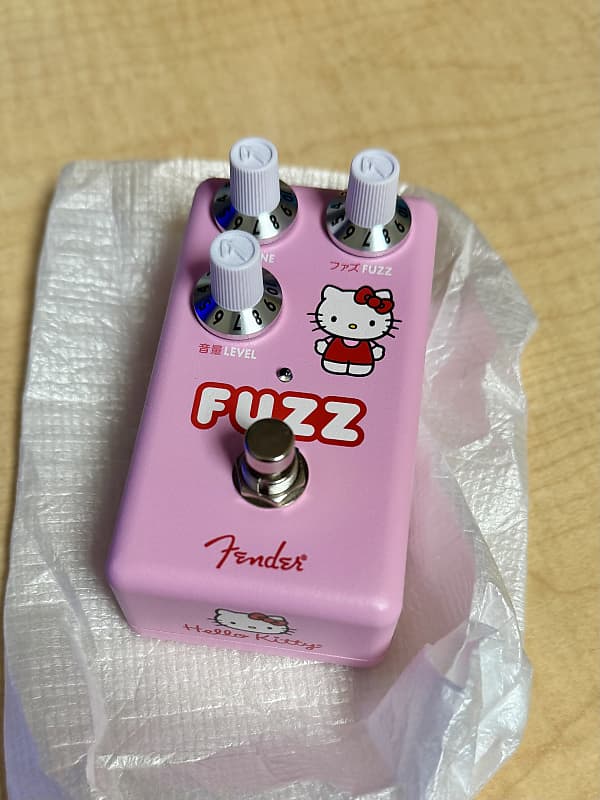 Fender Hello Kitty Fuzz