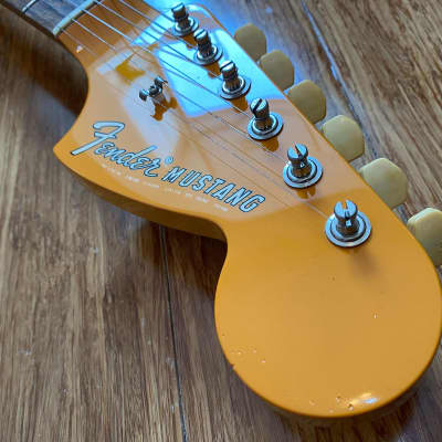 Fender Japan Only 2007 Mustang Competition Reissue 'Beck' Edition Capri Orange w/ Matching H/S image 10