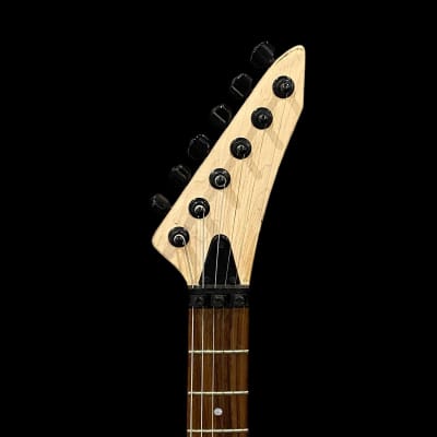 Peavey Tracer Electric Guitar 1992 *Repaired Headstock* image 4