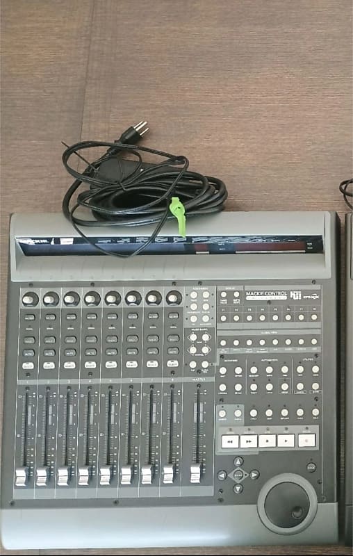 DTM・DAW MACKIE CONTROL UNIVERSAL Mackie Control Universal Pro | zZounds