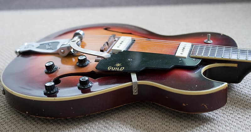 1965 Guild T100-D (Slim Jim) // Vintage Hollow Body Guitar