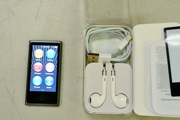 Apple iPod nano 16GB (Space Gray) 