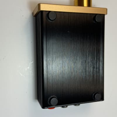 Douk Audio U3 Mini Class A Headphone Amplifier HiFi Desktop Stereo Amp Early 2000s - Gold face plate on black body image 3