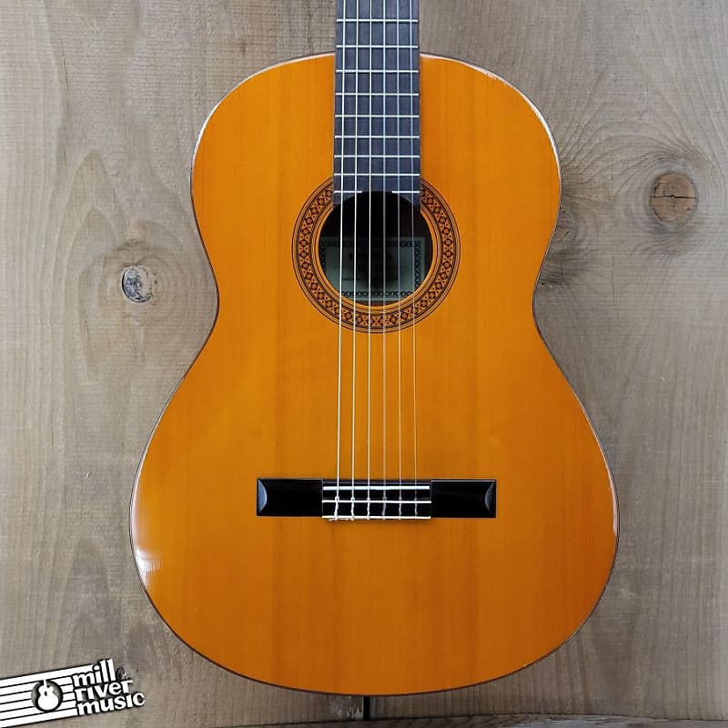 Eterna EC-12 Classical Acoustic Guitar w/ Case Used