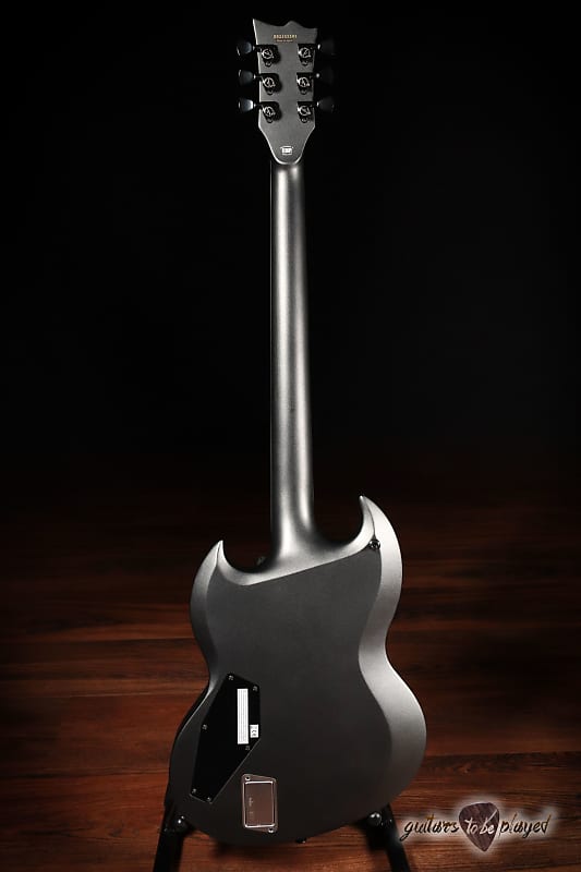 ESP E-II Viper Baritone | Reverb