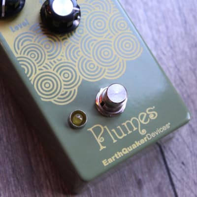 EarthQuaker Devices "Plumes Small Signal Shredder Overdrive" imagen 5