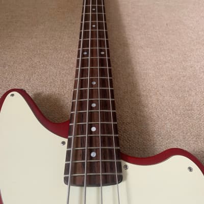 Fret-King  Silver Label Esprit Bass  Gloss Red image 4
