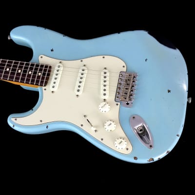 LEFTY! Custom Fender Heavy Relic ST60s Aged Daphne Blue Nitro Over Black Ash Strat 7.4 lb image 6