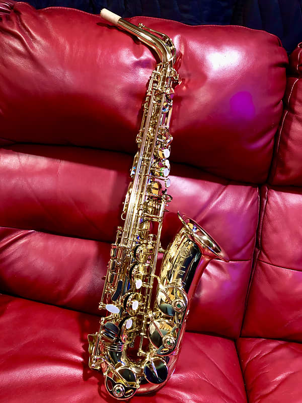 Selmer Series III Alto Saxophone Clear Lacquer Reverb