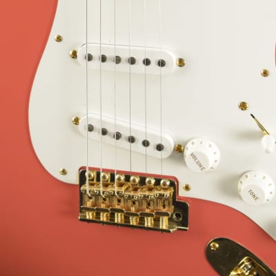 Fender 1955 Stratocaster DLX Closet Classic with Gold Hardware - Faded Aged Fiesta Red image 3