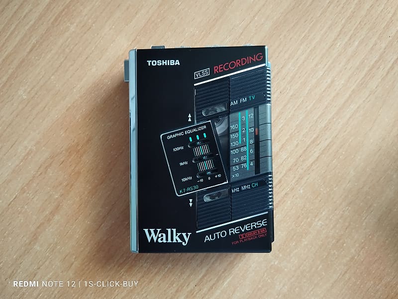 Toshiba Walkman walky radio recorder casstte Player KT RS 30 black working