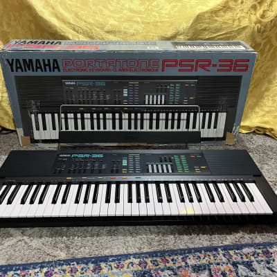 Yamaha PSR-36 Portatone, Vintage 80's FM Synthesizer, Full Size Keys, Original Box, Great Condition
