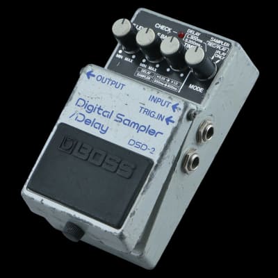 Boss DSD-2 Digital Delay Sampler Pedal | Reverb