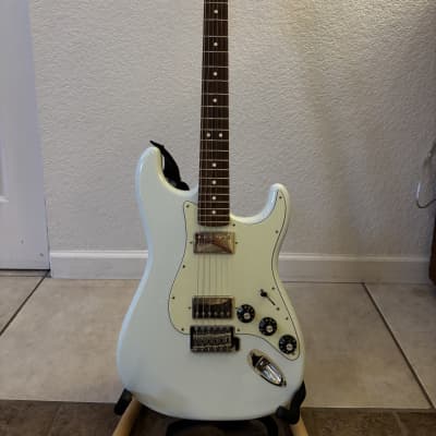 Fender Blacktop Stratocaster HH | Reverb