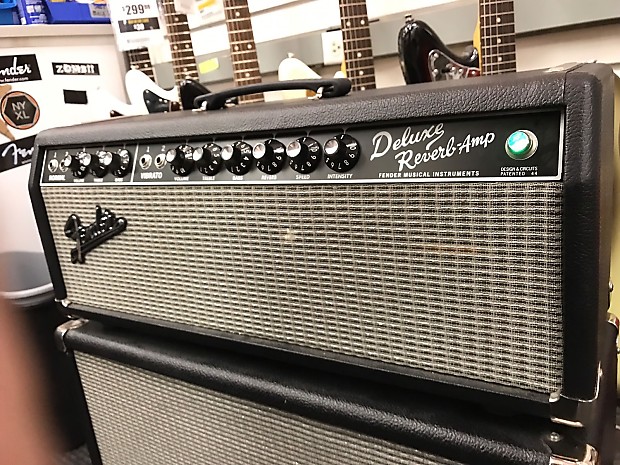 Fender deluxe reverb 22 watt cheap
