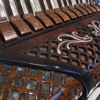 BELTUNA SPIRIT IV 120P GHV Classic Accordion - Ebony image 6