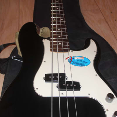 Fender Standard Precision Bass Black/White image 6