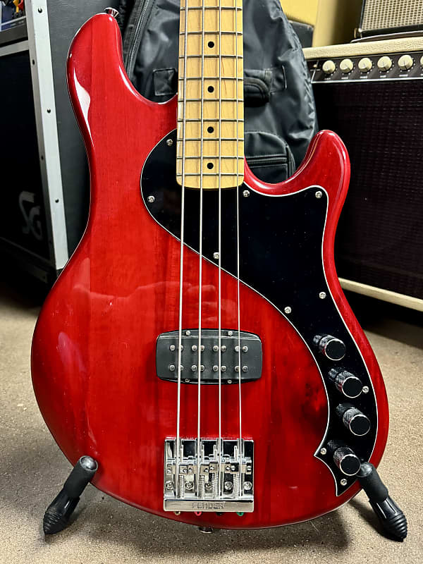 Squier Deluxe Dimension Bass IV | Reverb