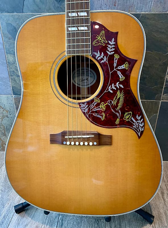 Gorgeous 2012 Gibson Hummingbird in Honey Sunburst L.R. Baggs electronics w/OHSC (370) image 1