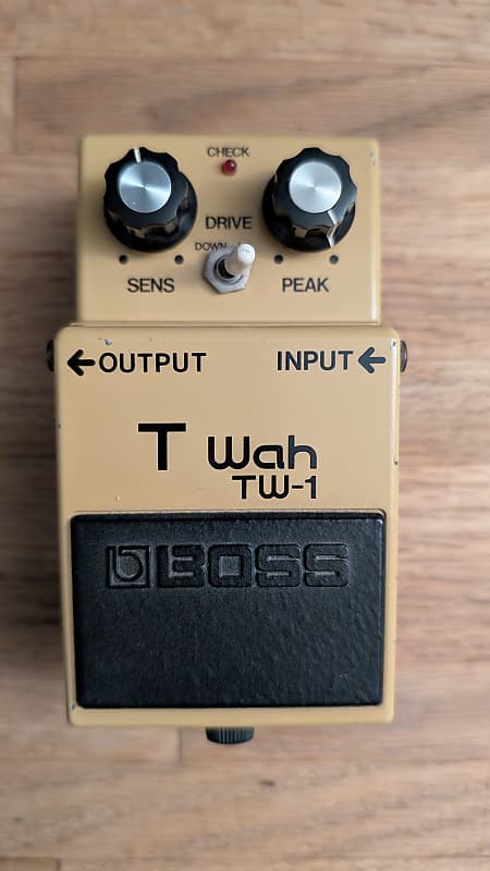 Boss TW-1 Touch Wah Pedal | Reverb