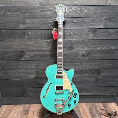 D'Angelico Deluxe SS LE Matte Surf Green Semi Hollow Body Electric Guitar Prototype image 18