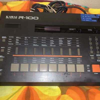 Kawai R-100 1987 with ROM switcher