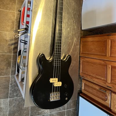 Vantage VS600B Fretless Japanese Matsumoku 4 String Bass for sale
