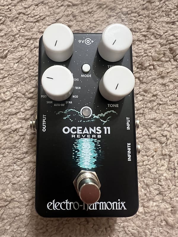 Electro-Harmonix Oceans 11 Reverb 2018 - Present - Black | Reverb