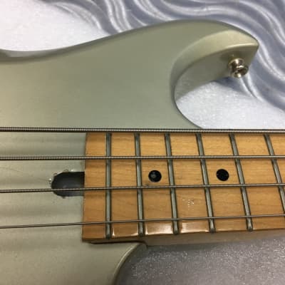 Vantage Avenger Bass  1980's Silver with case image 13