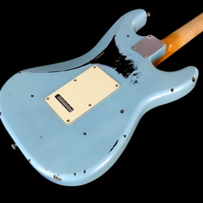 LEFTY! Custom Fender Heavy Relic ST60s Aged Daphne Blue Nitro Over Black Ash Strat 7.4 lb image 20