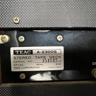 TEAC A-2300SX REEL TO REEL - CAPSTAN BELT USED - IN VERY GOOD SHAPE-  PARTING OUT