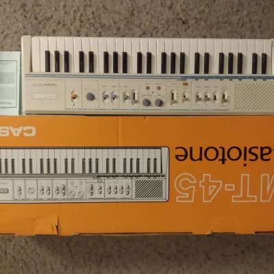 Casio MT-45 Casiotone 49-Key Synthesizer 1980s - White