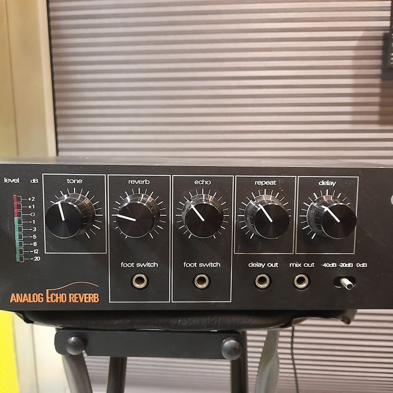 Cosmic AE-7000 Analog Echo Reverb good